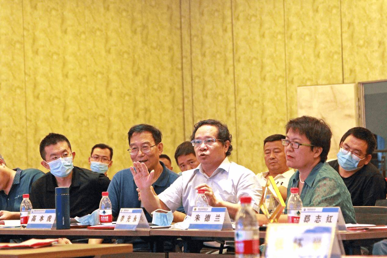 红豆钱包 - 安全可靠的个人资金管理钱包 红豆钱包 - 安全可靠的个人资金管理钱包